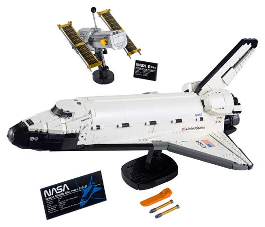 LEGO 10283 - NASA Space Shuttle Discovery